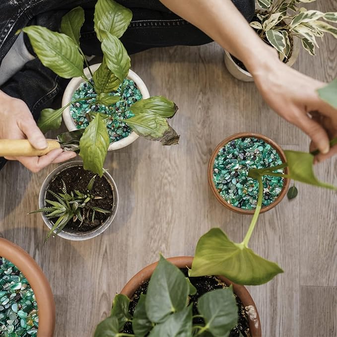 Halatool 6LB Green Pebbles 0.35"- 0.6" Aquarium Gravel for Fish Tank Natural Landscaping Pebbles for Home Decor Decorative Polished Stones for Succulents Potted Plants DIY Handmade & Vase Filler