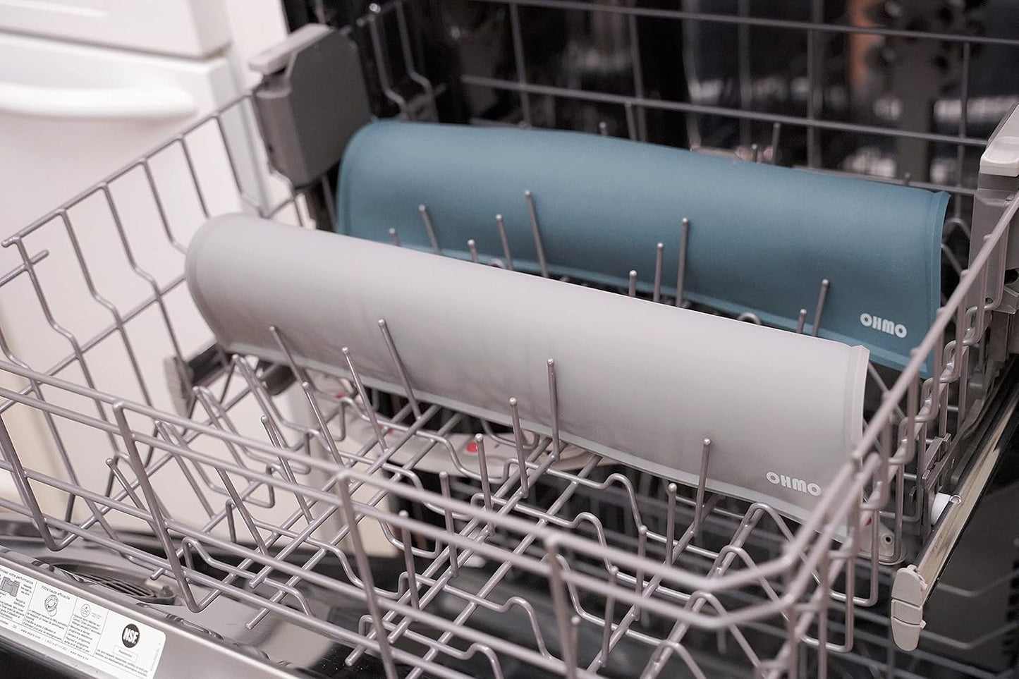 OHMO - Cat Food Mat, Silicone Pet Feeding Mat for Floor Non-Skid Waterproof Dog Water Bowl Tray, Easy to Clean Pet Placemat