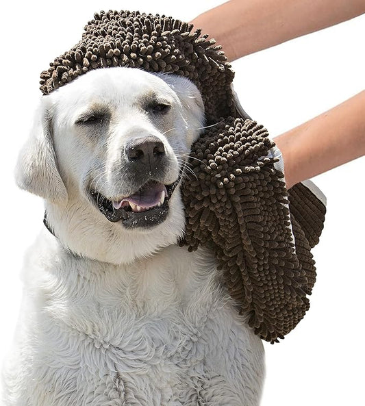 Soggy Doggy Super Shammy Dog Towel - Microfiber Chenille Towel for Drying Dogs and Cleaning Paws - Fast Drying with Hand Pockets for Ease (Dark Chocolate/Oatmeal Trim, 31” x 14”)